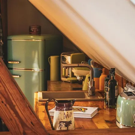 Romantisches Vintage Atelier In Caputh Bei Potsdam 施维洛塞